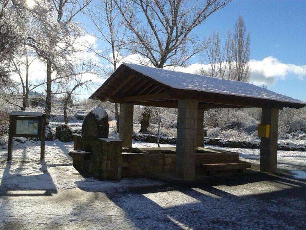 Cabanas Vallecino Manzanal de los Infantes Εξωτερικό φωτογραφία